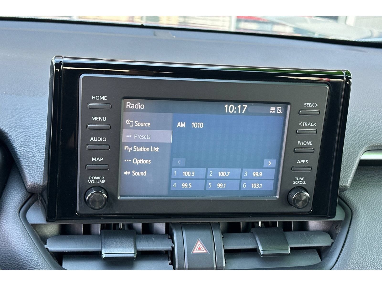 Used 2019 Toyota RAV4 LE w/ Carpet Mat Package FWD image 20