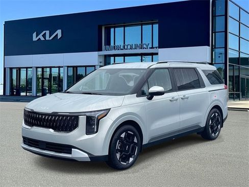 New 2026 Kia Carnival EX image 3