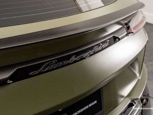 Used 2024 Lamborghini Urus Performante image 24