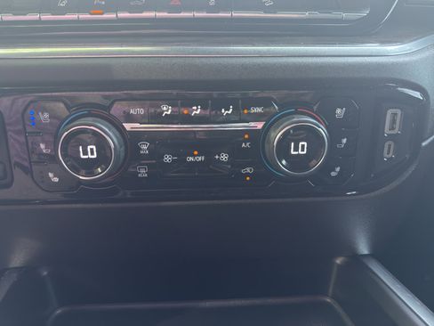Used 2024 Chevrolet Silverado 2500 LTZ w/ LTZ Plus Package AWD/4WD image 24