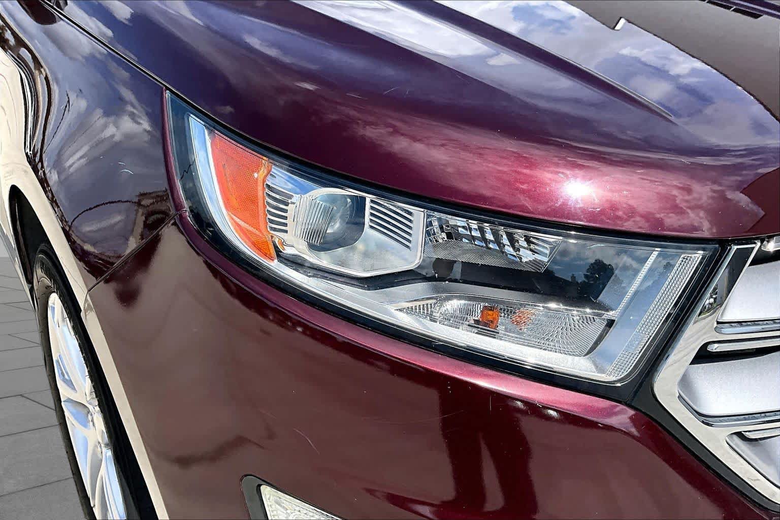 Used 2018 Ford Edge Titanium w/ Equipment Group 302A FWD image 25