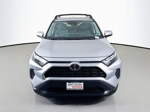 Used 2025 Toyota RAV4 XLE w/ Convenience Package AWD/4WD image 2
