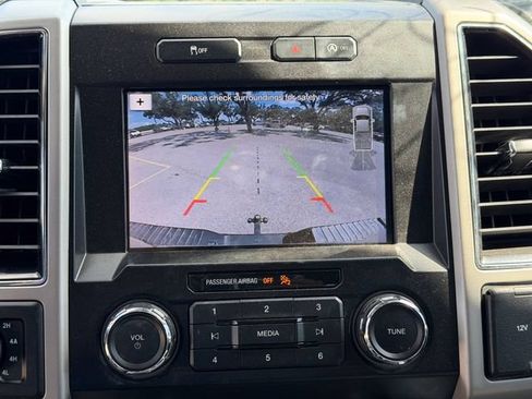 Used 2019 Ford F150 Lariat AWD/4WD image 16