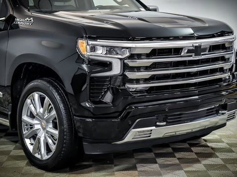 Certified 2024 Chevrolet Silverado 1500 High Country w/ High Country Premium Package image 2