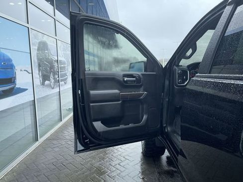 Used 2021 Chevrolet Silverado 1500 LT Trail Boss w/ Bed Protection Package image 22