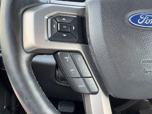 Used 2018 Ford F150 Platinum w/ Equipment Group 701A Luxury AWD/4WD image 20