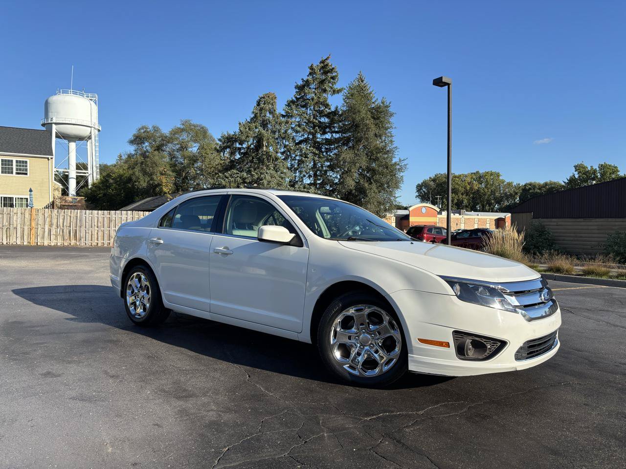 Used 2010 Ford Fusion SE FWD image 11