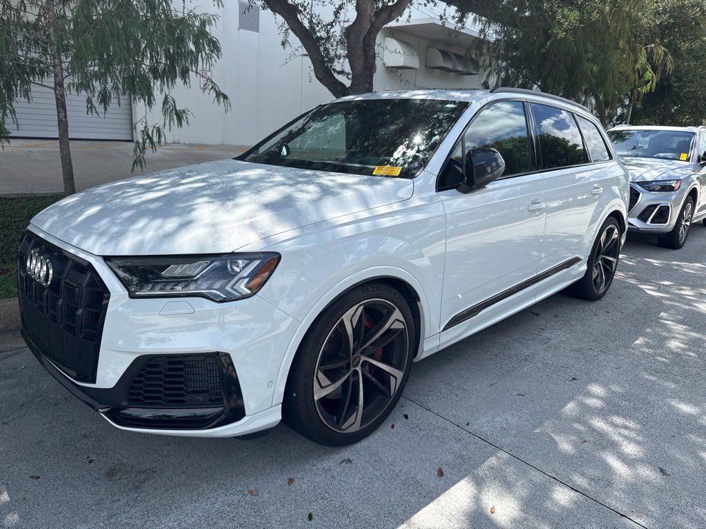 Used 2023 Audi SQ7 Prestige AWD/4WD image 1