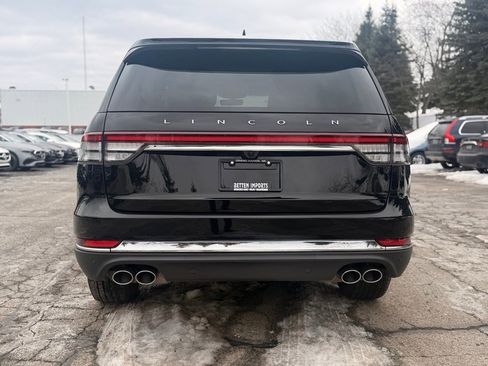 Used 2023 Lincoln Aviator Standard w/ Premium Package image 5