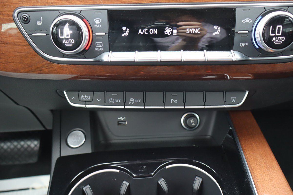 Used 2023 Audi A5 2.0T Premium w/ Convenience Package AWD/4WD image 17
