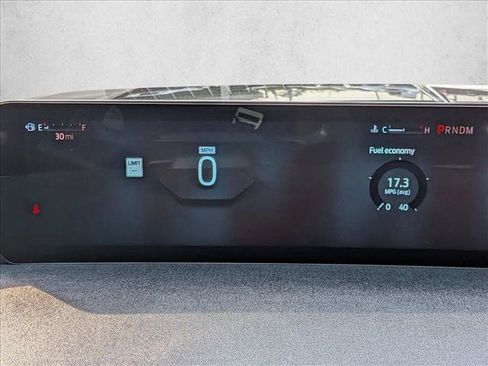 Used 2025 Ford Expedition Active AWD/4WD image 11