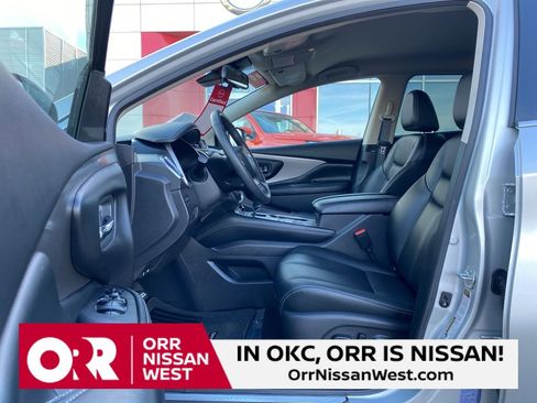 Used 2024 Nissan Murano SV image 16