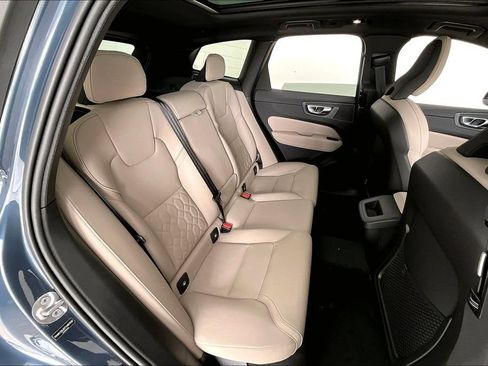 New 2026 Volvo XC60 B5 Core AWD/4WD image 8