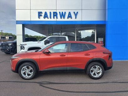 Used 2024 Chevrolet Trax LS w/ LS Convenience Package