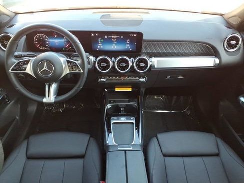 Certified 2026 Mercedes-Benz GLB 250 4MATIC image 4