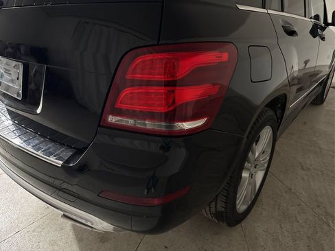 Used 2015 Mercedes-Benz GLK 350 2WD image 21
