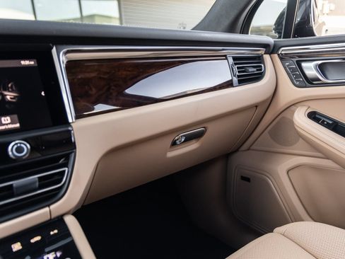 Certified 2026 Porsche Macan S AWD/4WD image 29