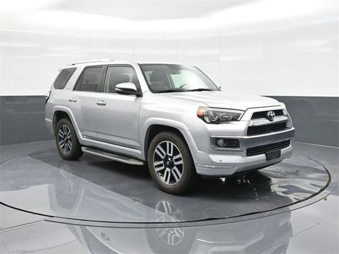 Certified 2016 Toyota 4Runner Limited image 22