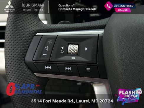 New 2025 Mitsubishi Outlander SE image 26