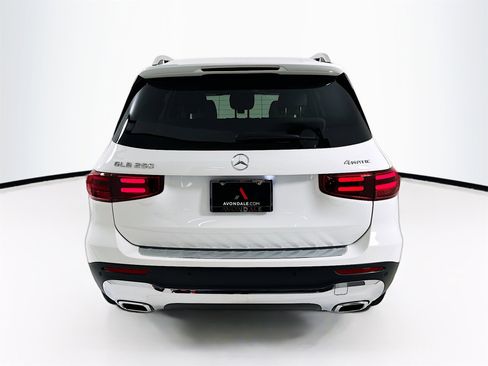 Certified 2025 Mercedes-Benz GLB 250 4MATIC image 7