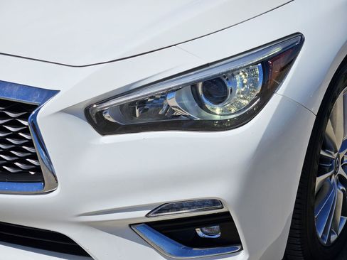 Used 2018 INFINITI Q50 Luxe image 10