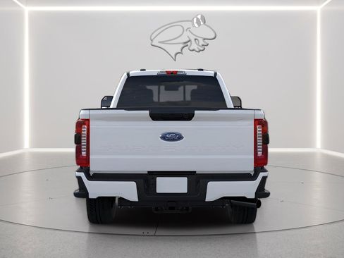 New 2026 Ford F250 XL image 5