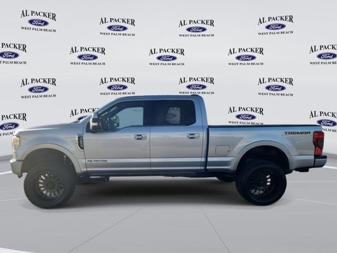 Used 2022 Ford F250 Platinum w/ Tremor Off-Road Package image 2