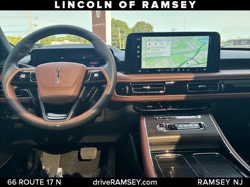 Used 2026 Lincoln Aviator Reserve AWD/4WD image 26