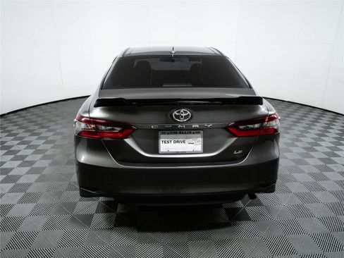 Used 2022 Toyota Camry LE FWD image 25