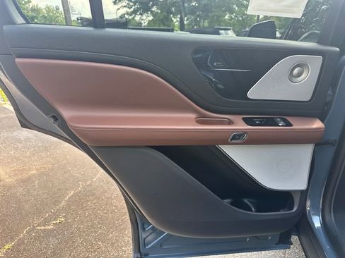 New 2026 Lincoln Aviator Reserve AWD/4WD image 22