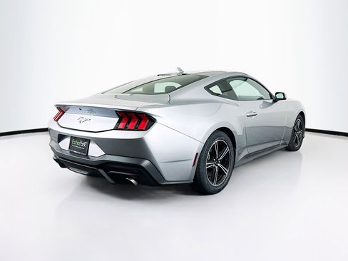 Used 2024 Ford Mustang EcoBoost image 9
