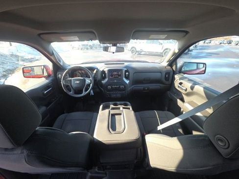 Used 2020 Chevrolet Silverado 1500 Custom w/ Custom Value Package image 18