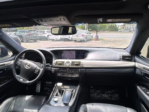 Used 2013 Lexus LS 460 AWD w/ F-Sport Pkg image 23