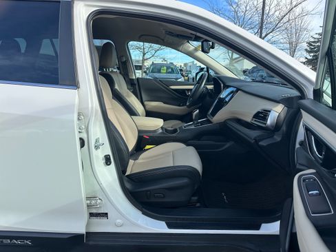 Certified 2023 Subaru Outback Limited image 11