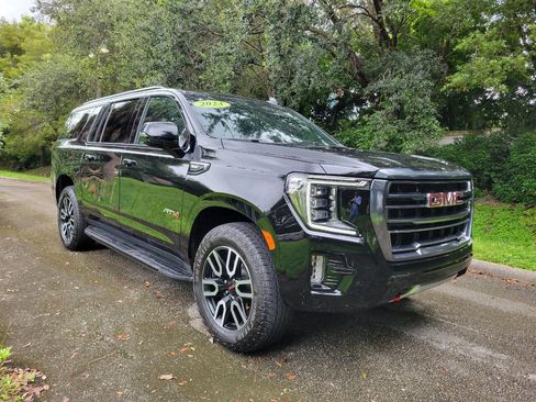 Used 2023 GMC Yukon XL AT4 AWD/4WD image 1