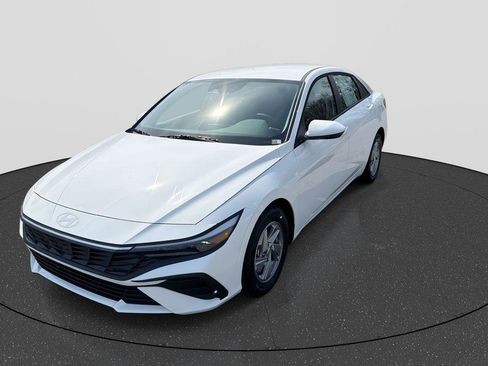 New 2026 Hyundai Elantra SE FWD image 10