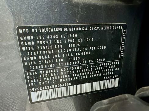 Used 2024 Volkswagen Taos SE FWD image 31