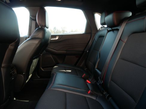 New 2025 Ford Escape ST-Line w/ Tech Pack #1 AWD/4WD image 7