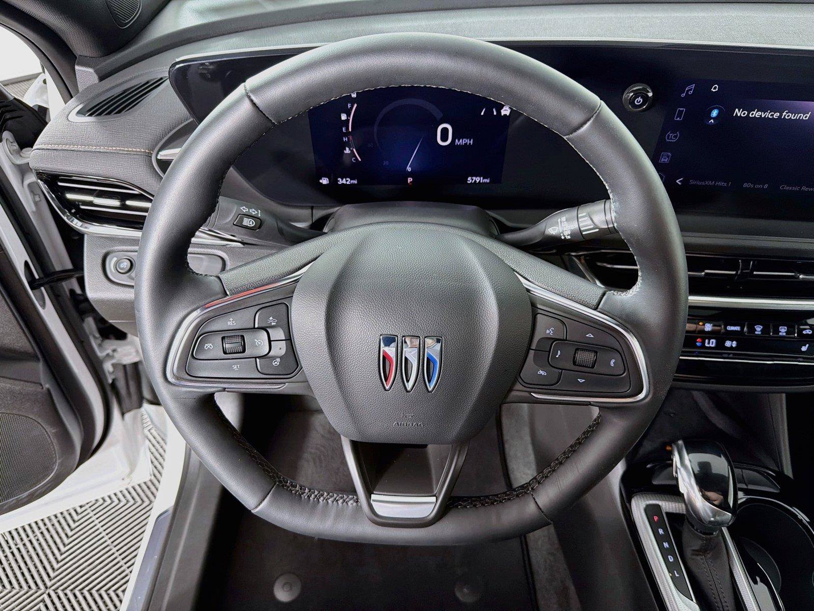 Used 2026 Buick Envista Avenir FWD image 3