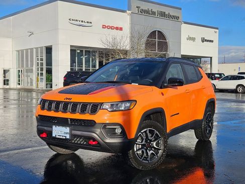 New 2026 Jeep Compass Trailhawk image 2