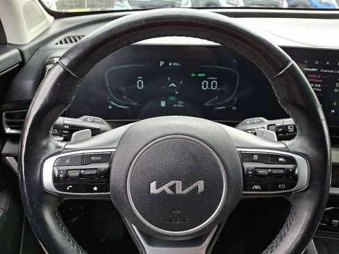 Certified 2023 Kia Sportage EX image 20