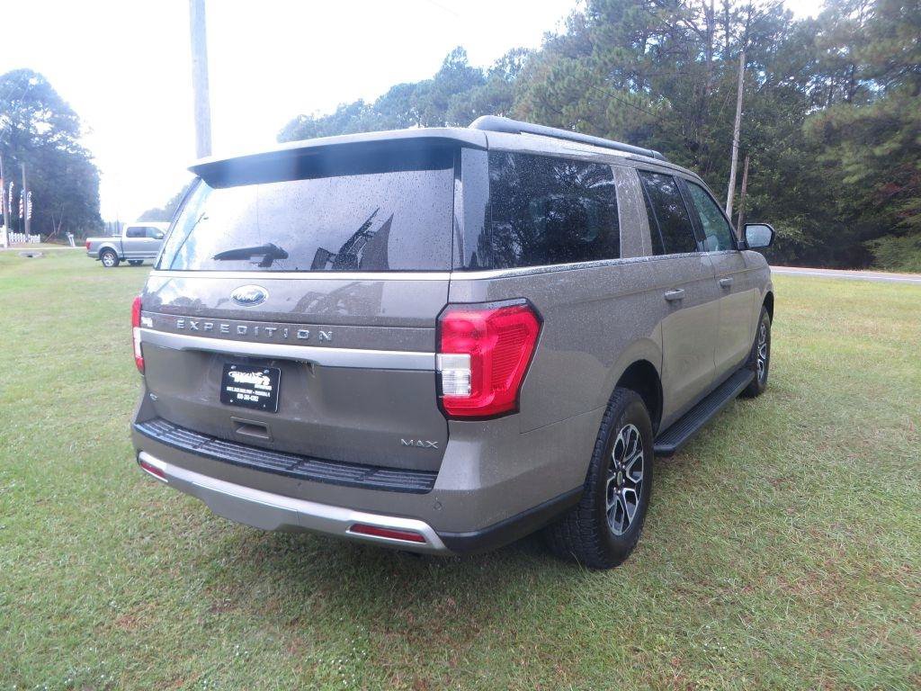 Used 2024 Ford Expedition Max XLT RWD image 6