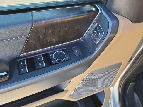 Used 2023 Ford F250 Lariat w/ Chrome Package image 15