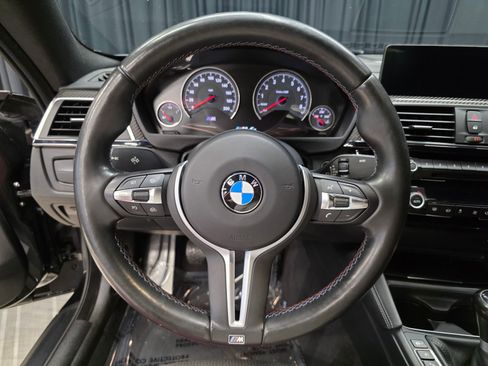 Used 2018 BMW M4 Coupe RWD image 23
