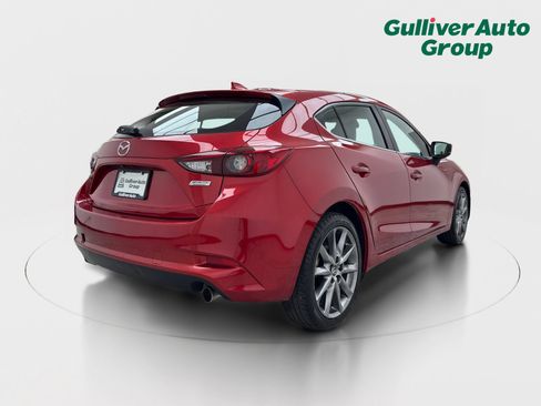 Used 2018 MAZDA MAZDA3 Touring FWD image 8