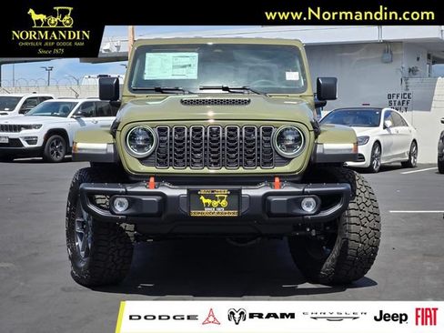 New 2026 Jeep Gladiator Mojave AWD/4WD image 2