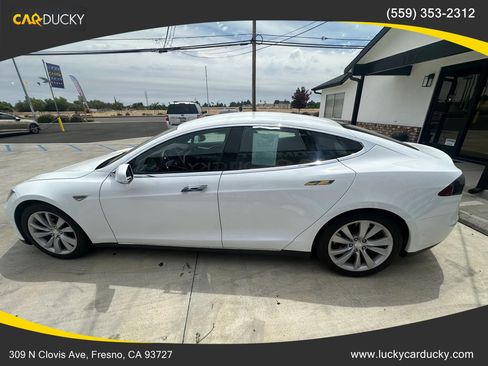 Used 2015 Tesla Model S 85 RWD image 13