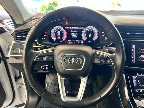 Used 2019 Audi Q8 Prestige image 19