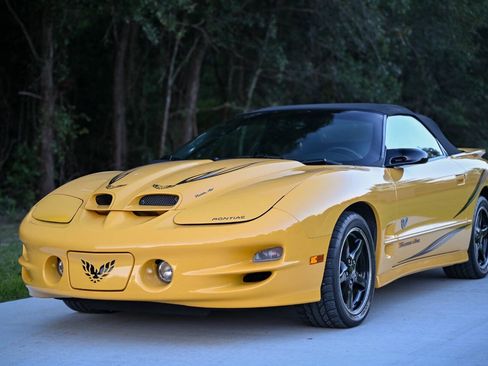 Used 2002 Pontiac Firebird Trans Am RWD image 64