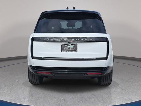 Certified 2025 Land Rover Range Rover SE image 6